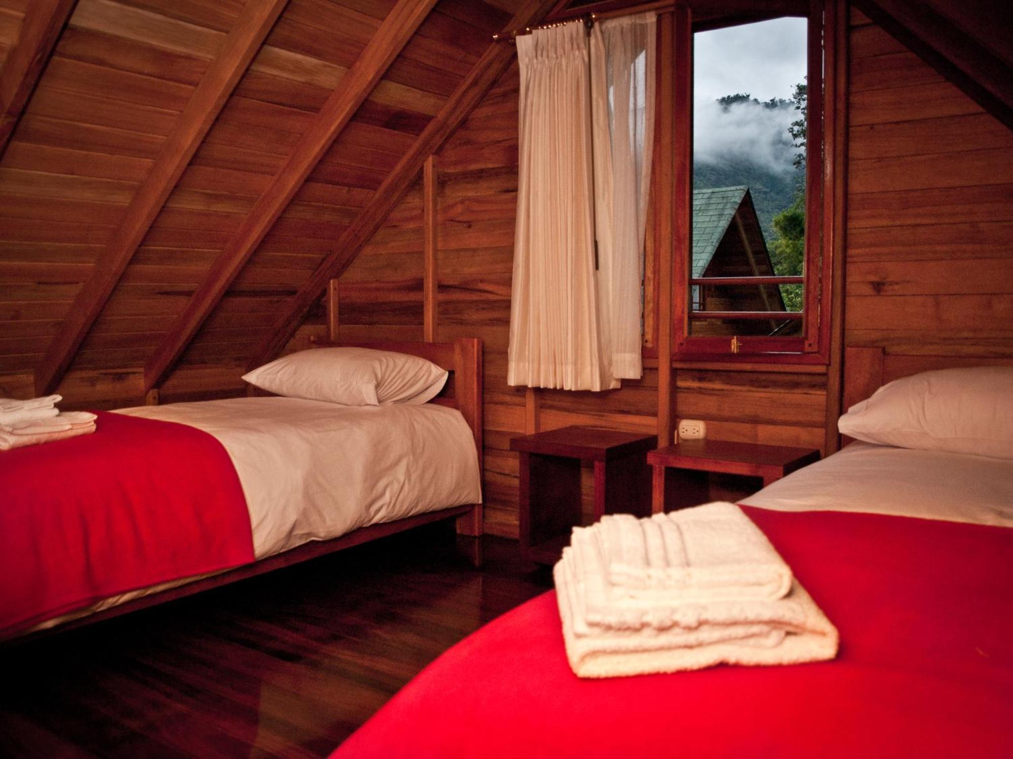 Sisakuna Lodge Mindo Quarto foto
